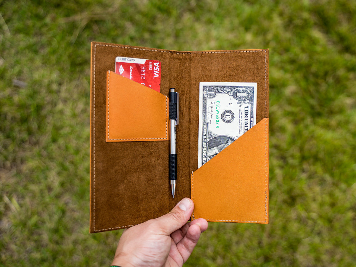 Milwaukee Leather Checkbook Cover - Natural Checkbook Covers - olpr.
