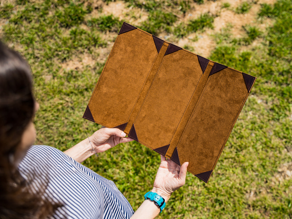 Milwaukee Trifold Menu Cover - Chestnut Menu Cover - olpr.